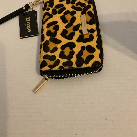 Dune wallet/wristlet in  genuine calf hair leather - Picture 7 of 10